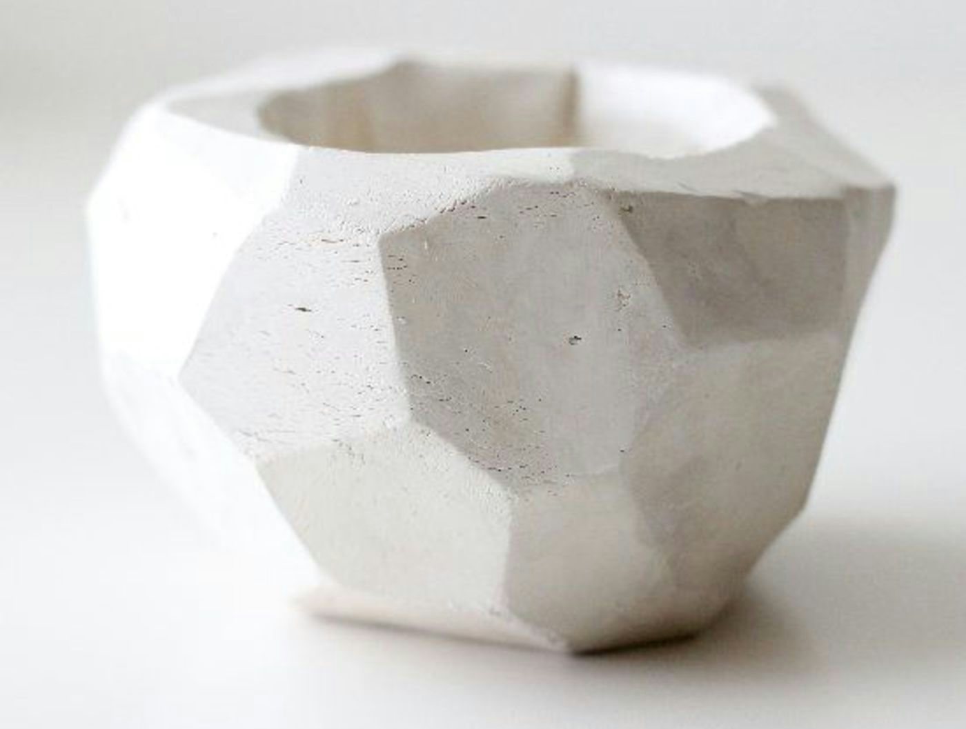 YOUNG ADULT LAB: CERAMIC PLANTERS