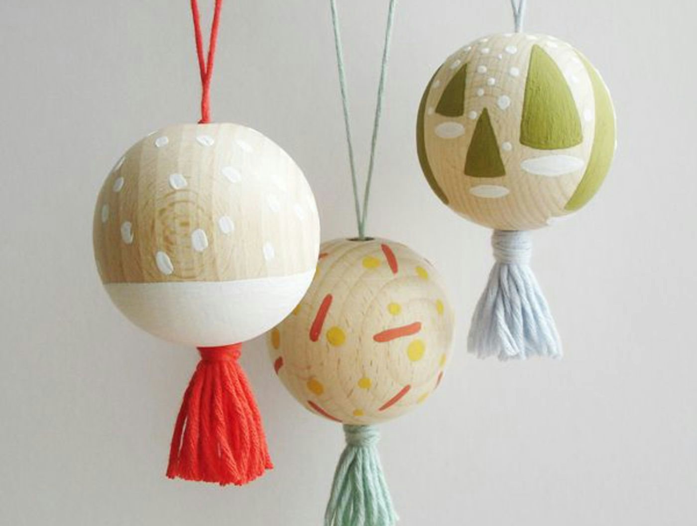 One Night One Craft: Handmade Holiday Ornaments
