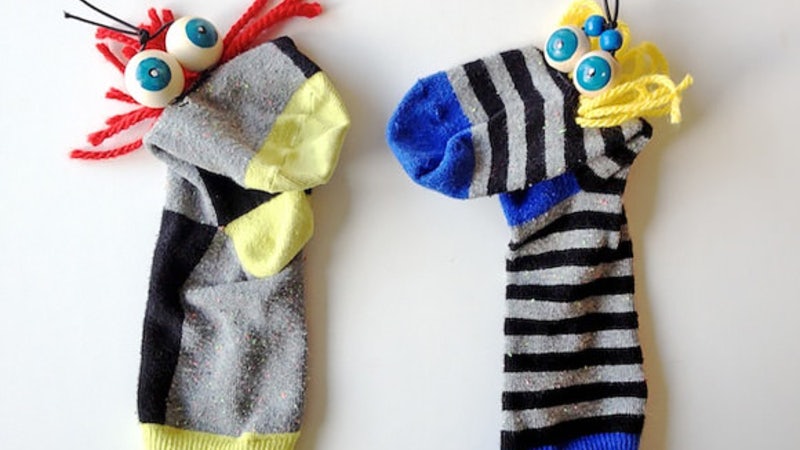 young-adult-lab-sock-puppets-with-river-rat-puppet-collective