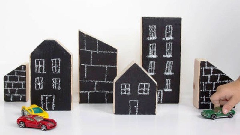 thursday-art-play-building-a-home